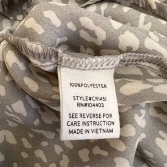 Women's Balloon Sleeve Cheetah Print Top Size Small NWOT - Picture 7 of 8